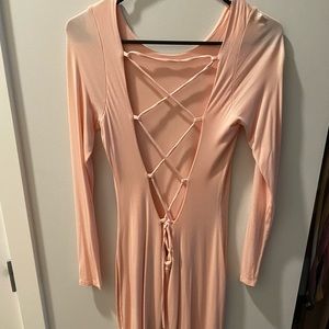 Pink long sleeve backless dress